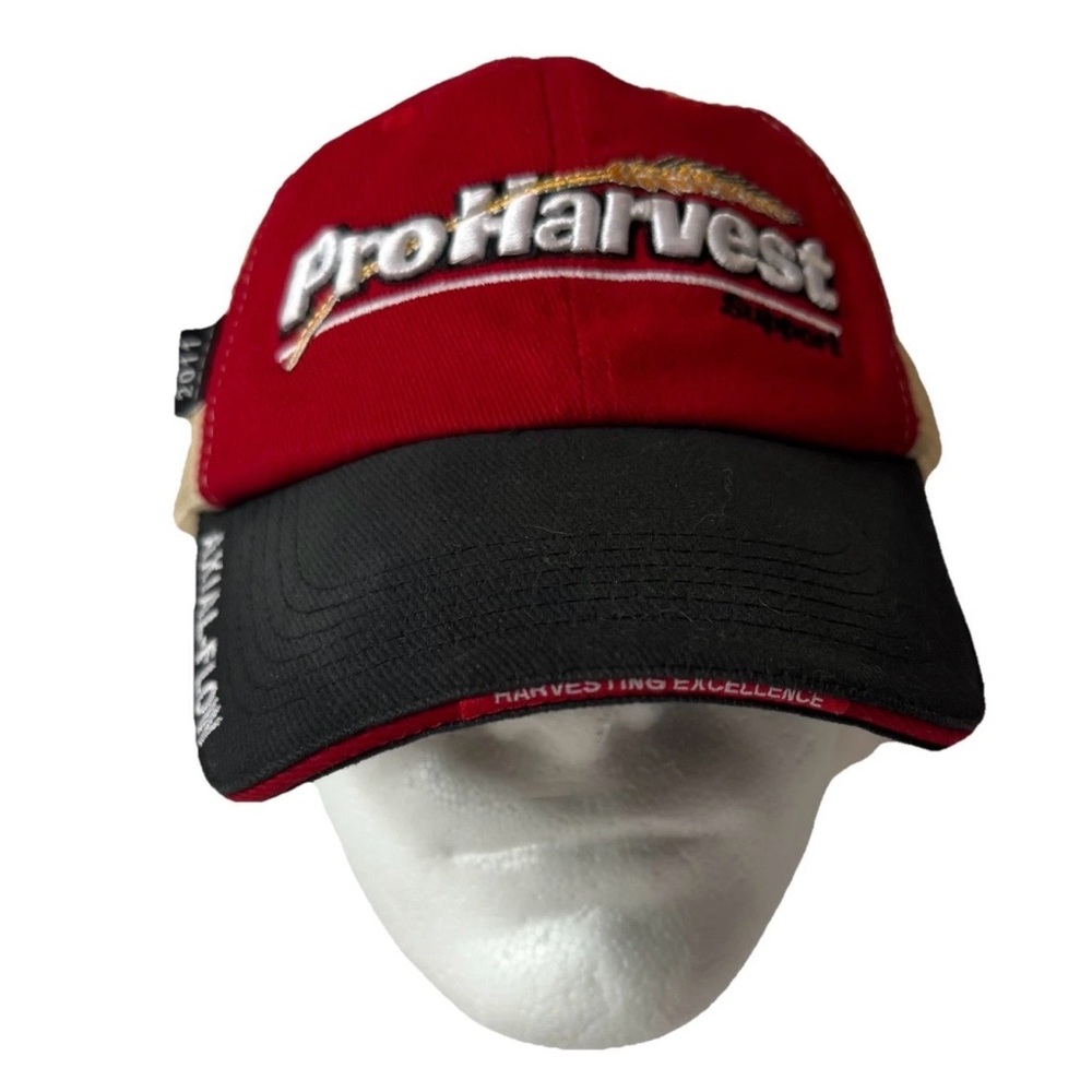 Pro Harvest Case IH  Agriculture 2011 Mesh Adjustable Baseball Hat.